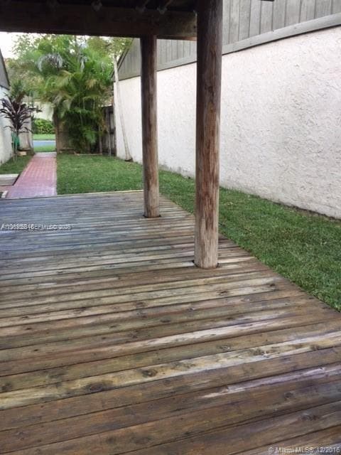 Building Photo - 7512 SW 95th Pl