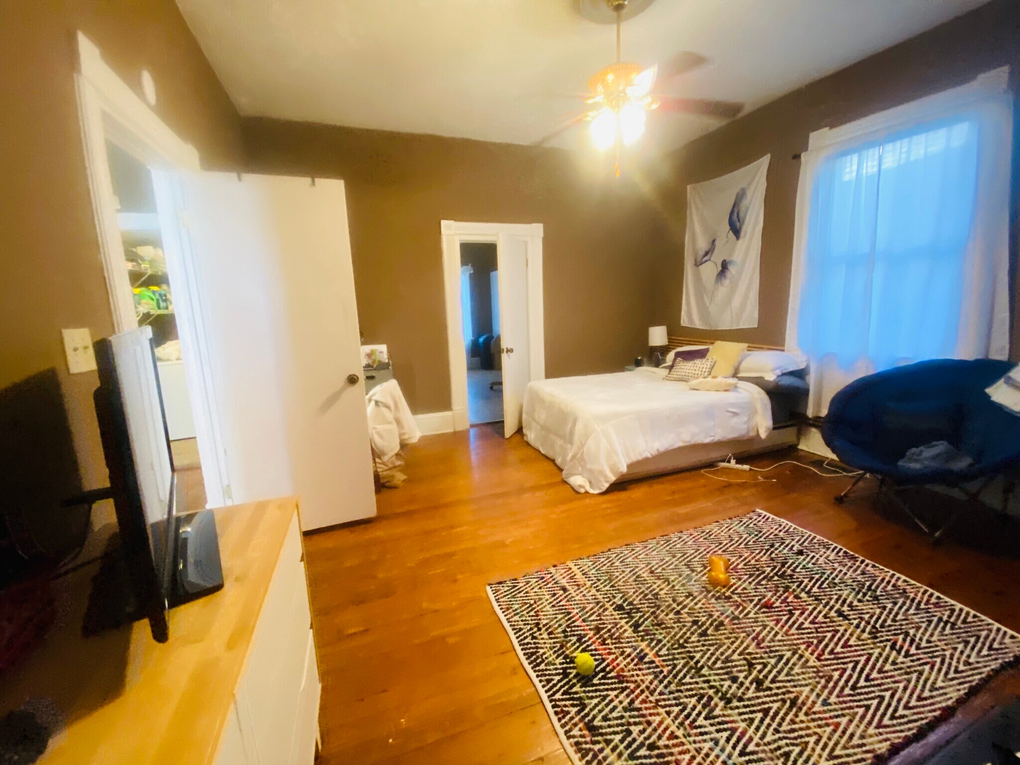 Building Photo - 1098 Center St NW