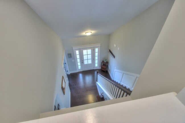 Building Photo - 1113 Camden Cir