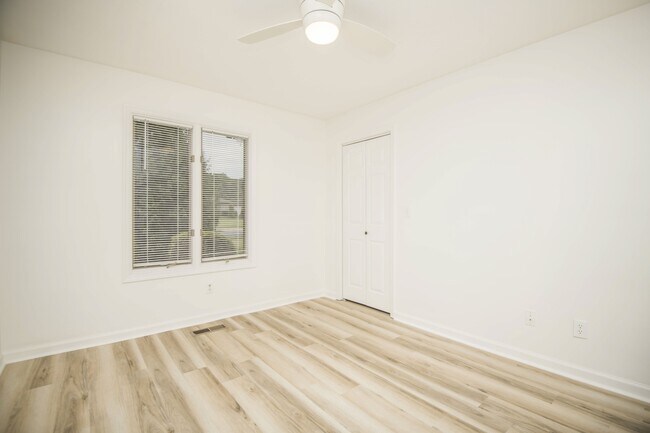 Building Photo - 106 Oohleeno Way
