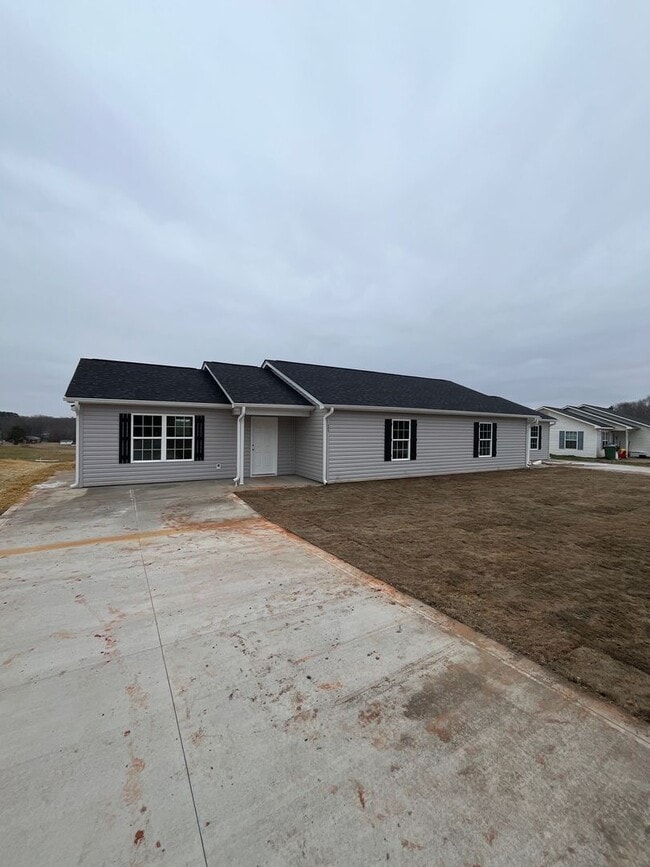 Building Photo - 494 State Rd S-42-2289