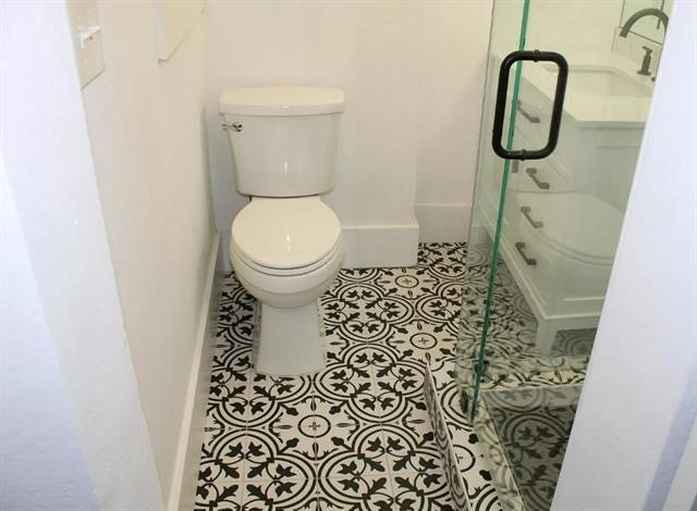 Building Photo - 5632 Willis Ave