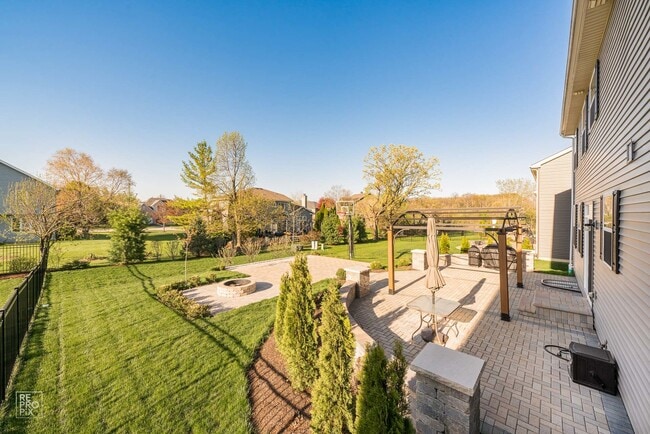 Building Photo - 34040 N Jenna Ln