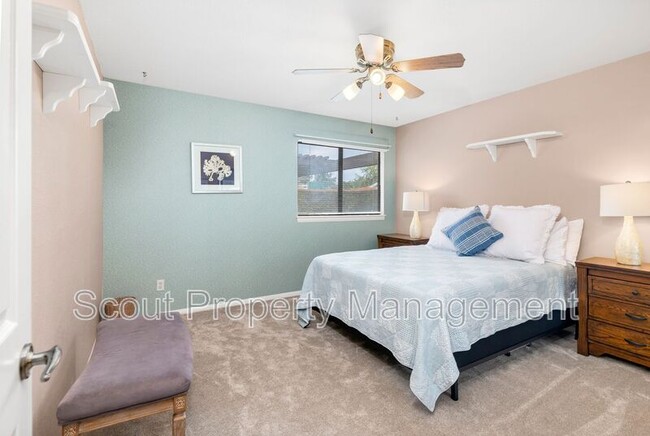 Building Photo - 1028 Capra Way