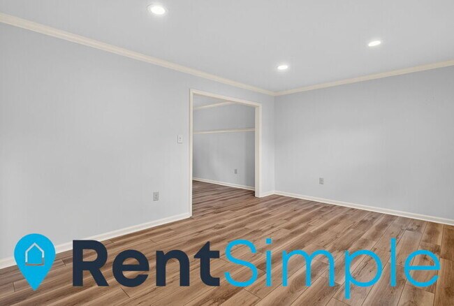 Building Photo - 13611 White Barn Ln