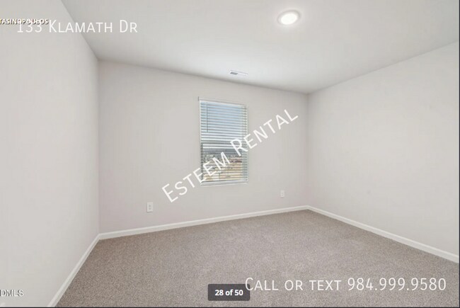 Building Photo - 133 Klamath Dr