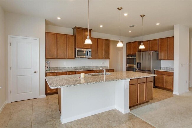 Building Photo - 1171 Cascade Dr