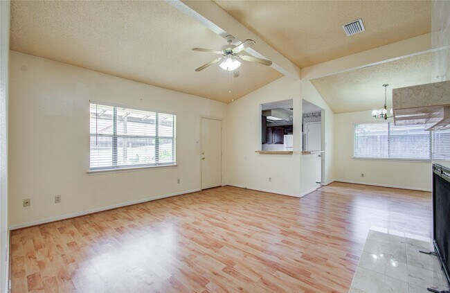 Building Photo - 11323 Windmark Dr