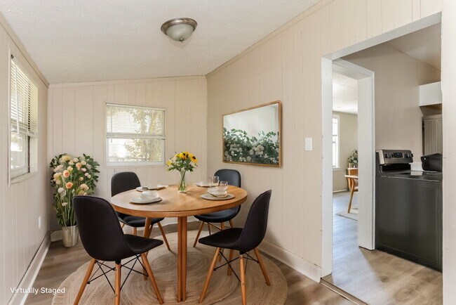 Building Photo - 5129 Appleton Ave