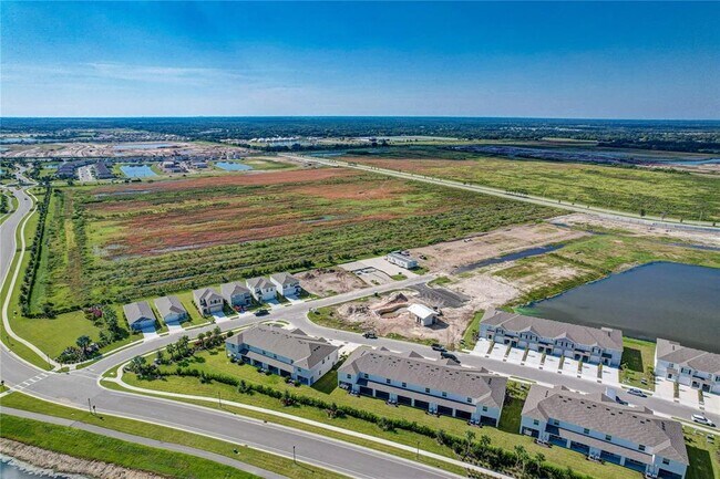 Building Photo - 17440 Crescent Moon Lp