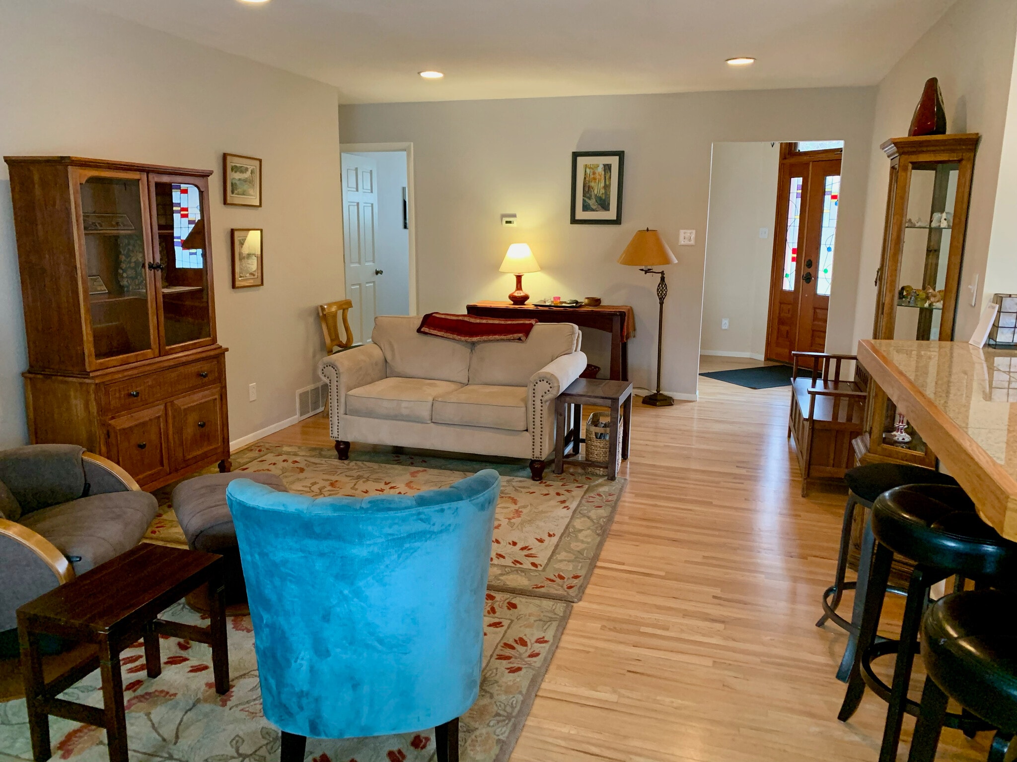 Living room - 2708 Mesa Avenue