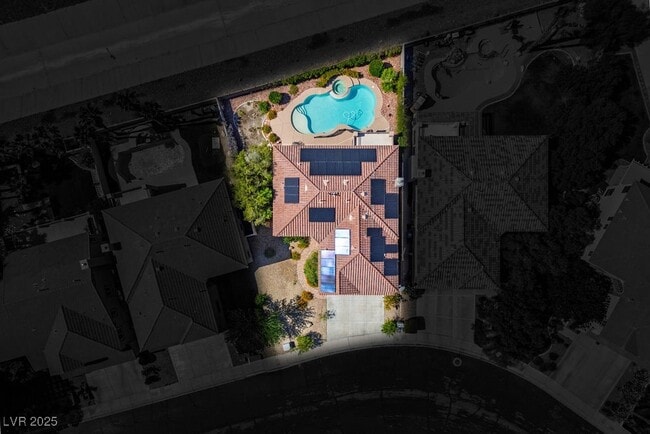 Building Photo - 1813 Country Meadows Dr