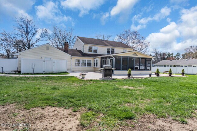 Building Photo - 22 Collingwood Rd