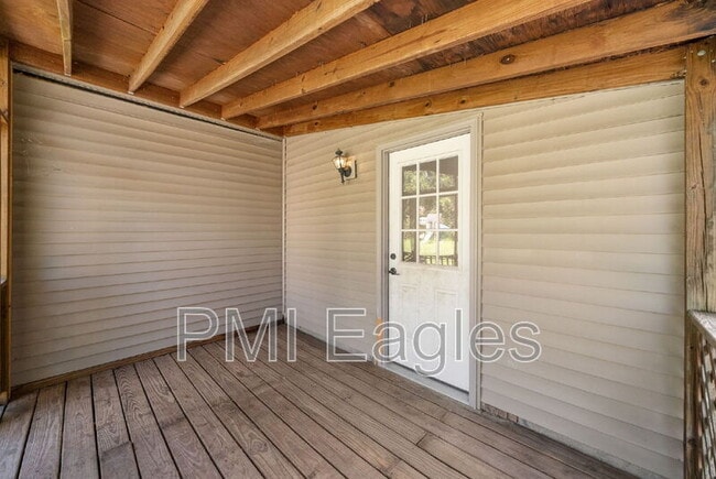Building Photo - 2721 S Virginia St