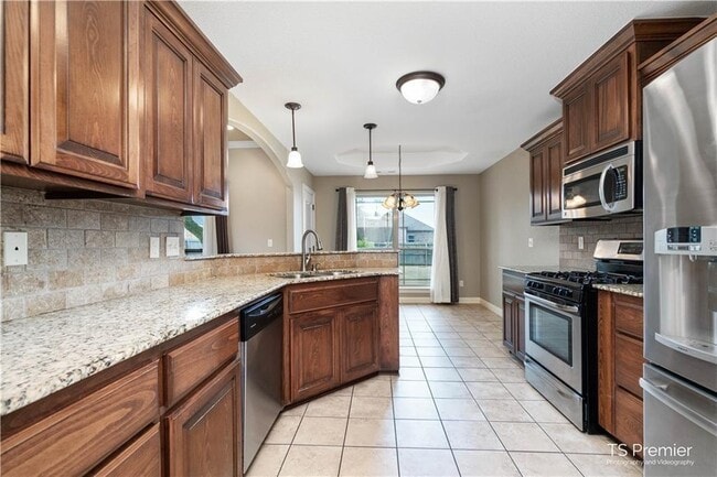 Building Photo - 202 Pebble Beach Dr