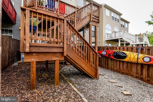 Building Photo - 2372 Battery Hill Cir