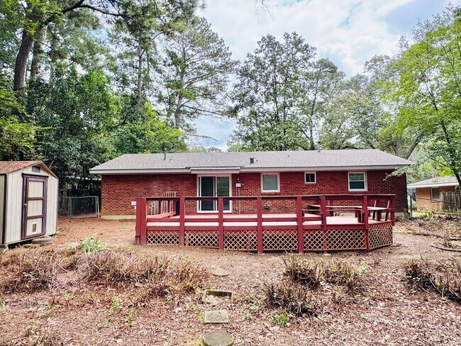 Building Photo - Charming 3-Bedroom Home with Oversized Patio