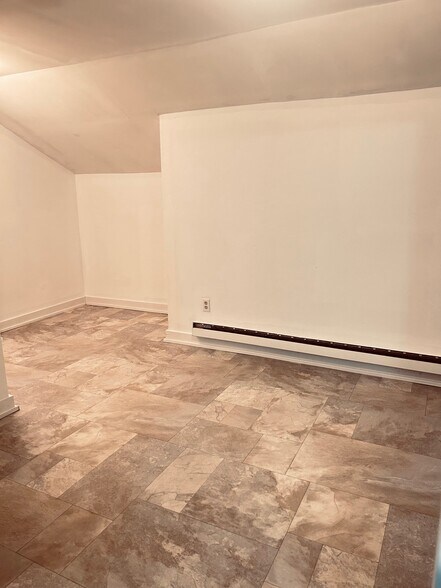 Building Photo - 739 Homeplace Dr