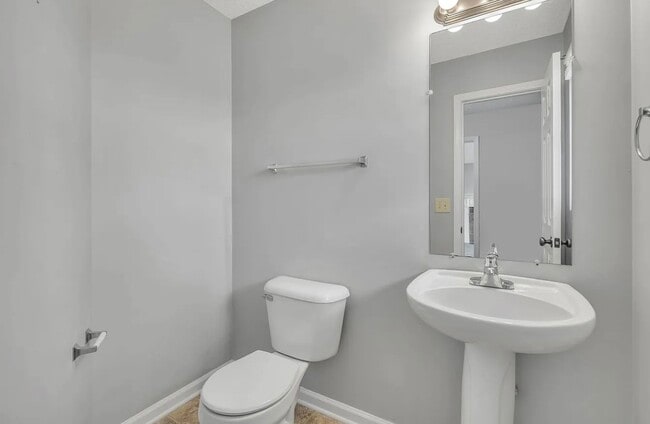 Building Photo - 3423 Queensbury Rd