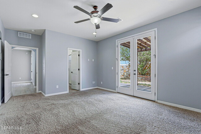 Building Photo - 2120 Honour Point Pl