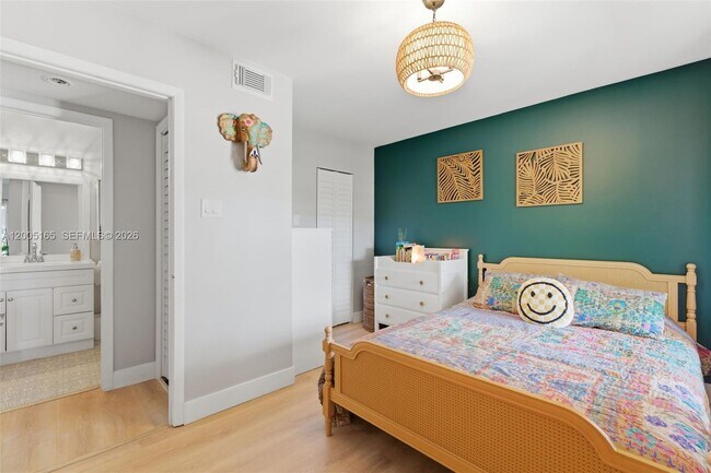 Building Photo - 15325 SW 106th Terrace