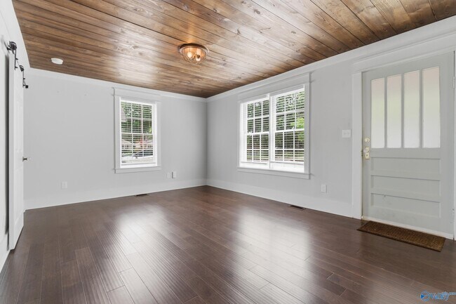 Building Photo - 208 Beirne Ave NW