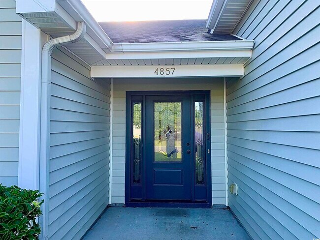 Building Photo - 4857 Southgate Pkwy