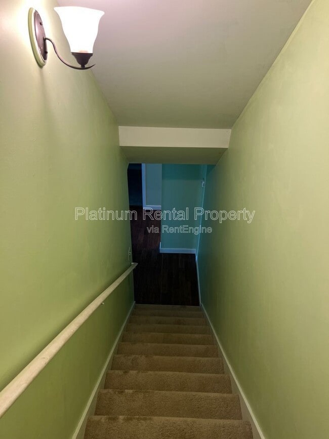 Building Photo - 4770 Leatherstone Way