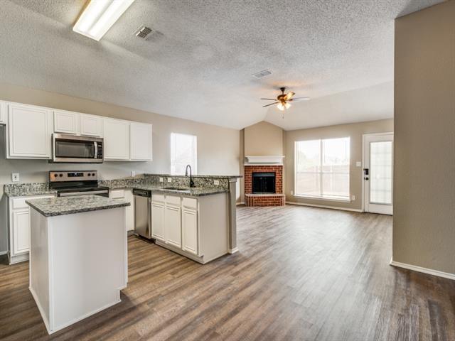 Building Photo - 4024 Sarasota Springs Dr