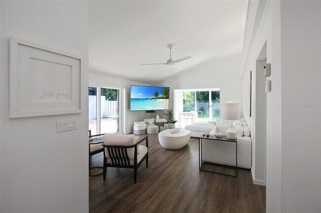 Building Photo - 6416 Wood Owl Cir