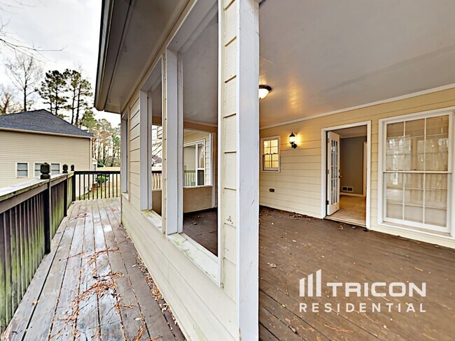 Building Photo - 5044 Rosemeade Ct