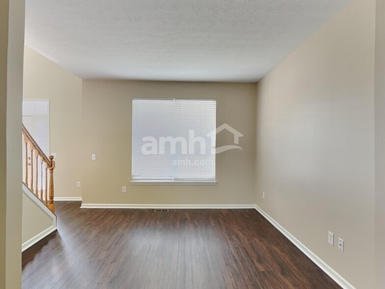 Building Photo - 6702 Meadow View Ct