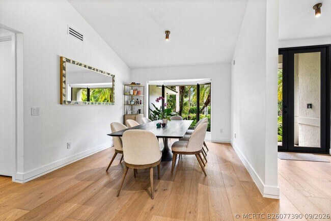 Building Photo - 14936 Horseshoe Trce
