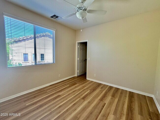 Building Photo - 2671 S Dragoon Dr