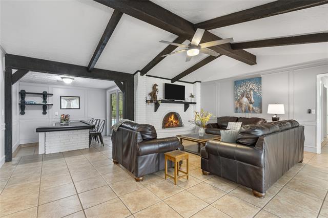 Building Photo - 2725 Westridge Dr