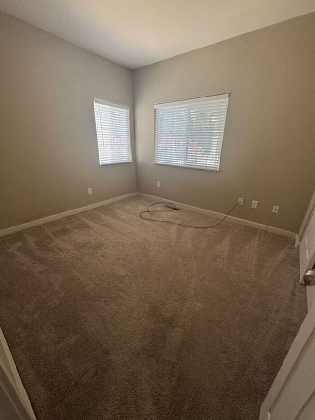 Building Photo - Home SWEET Home now available in Fernley!