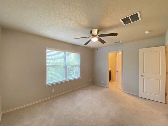 Building Photo - 7223 Summer Way