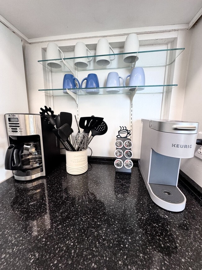 Building Photo - 303 Atlantic Ave