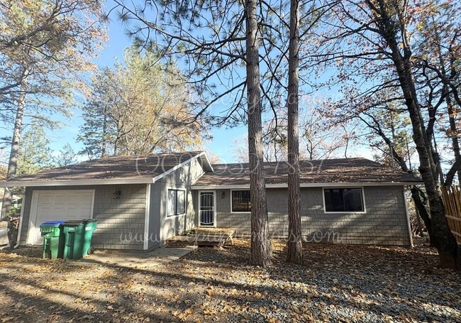 Primary Photo - Cozy 3-Bedroom 2-Bath Retreat Nestled in the Trees!