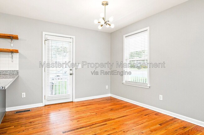 Building Photo - 1118 S State St