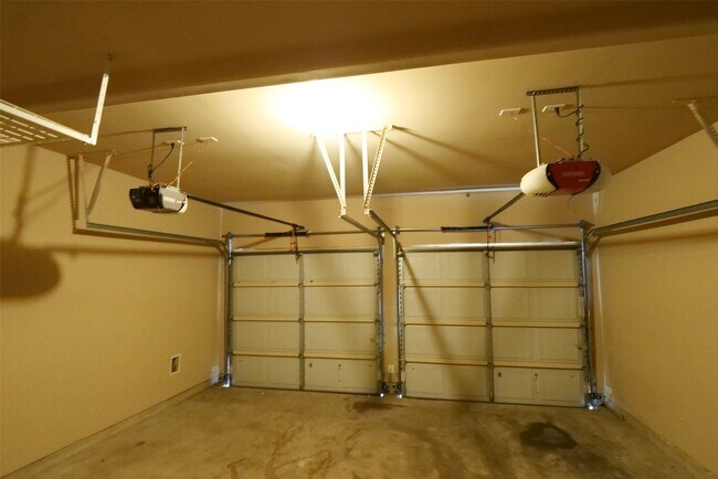 Building Photo - 26814 Harwood Heights Dr