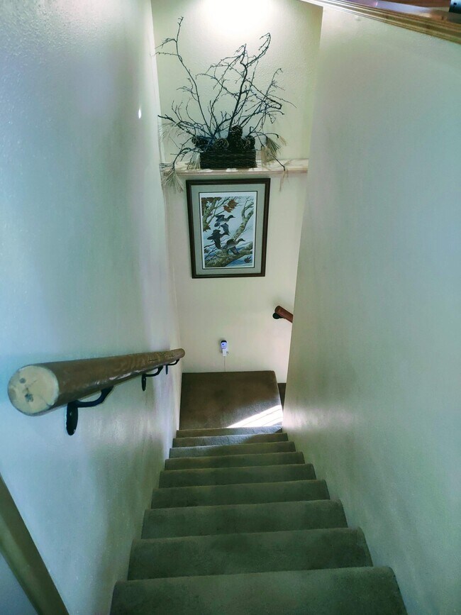 Building Photo - 59570 Devils Ladder Rd