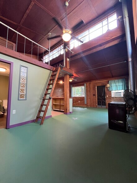 Building Photo - 432 Selma Rd