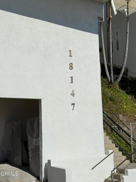 Building Photo - 18147 Coastline Dr