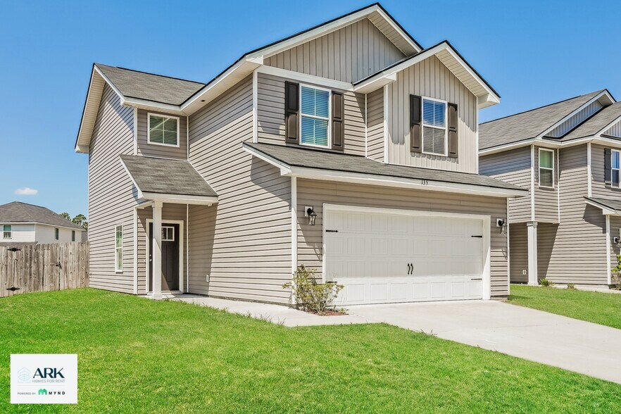 Building Photo - 135 Sugarberry Ln