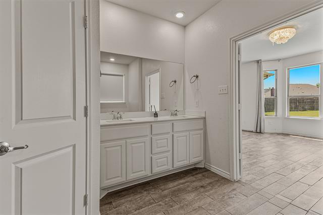 Building Photo - 3109 Maverick Dr