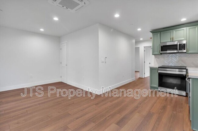 Building Photo - 4712 65th St