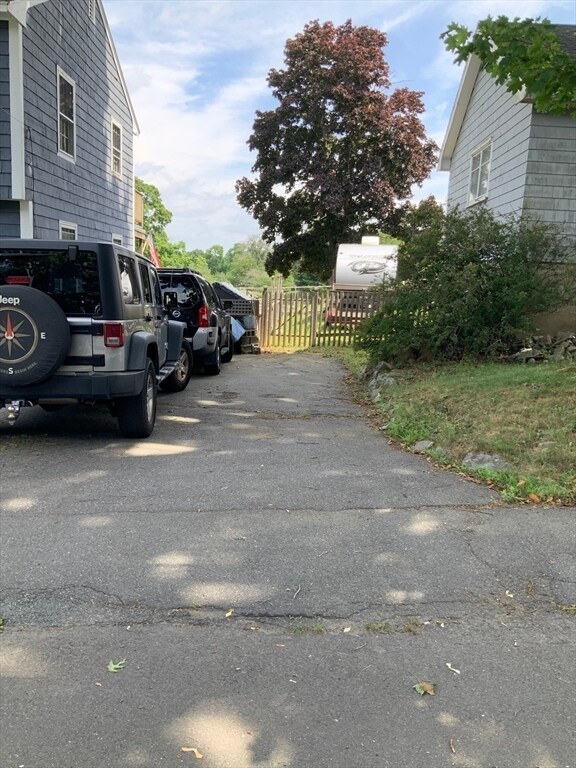 Building Photo - 51 Overlook Rd