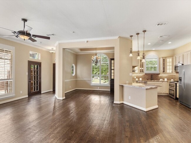 Building Photo - 8129 Springmoss Dr