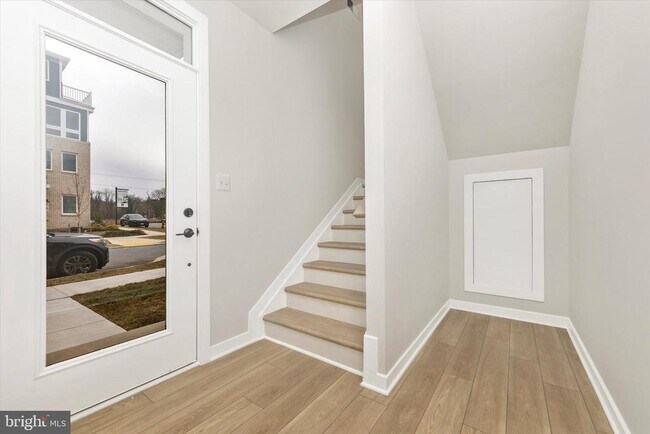 Building Photo - 714 Iron Frg Rd